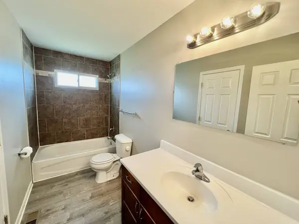 5741 Allemong Drive, Matteson, IL 60443