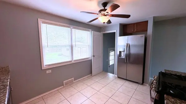 21301 Tower Avenue, Matteson, IL 60443