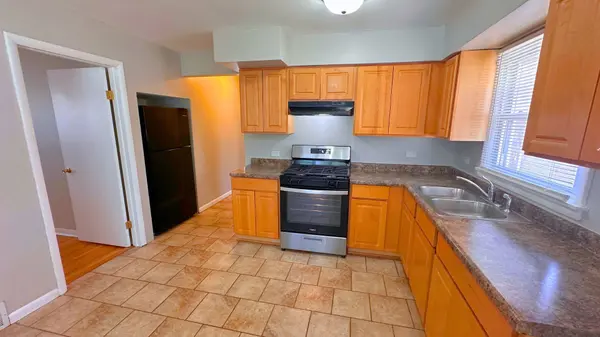 376 Luella Avenue, Calumet City, IL 60409