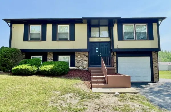 5741 Allemong Drive, Matteson, IL 60443