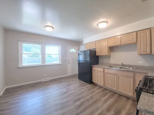 17148 Evans Drive, South Holland, IL 60473