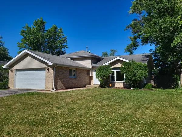 913 Dartmouth Avenue, Matteson, IL 60443