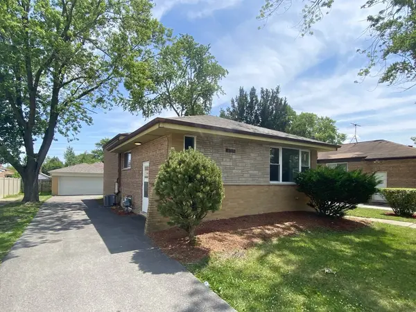 16009 Debbie Lane, South Holland, IL 60473