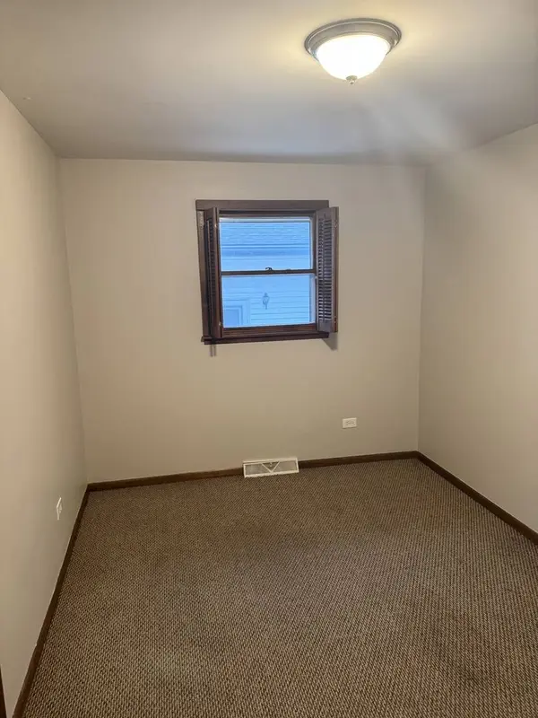 17904 Rose Street, Lansing, IL 60438