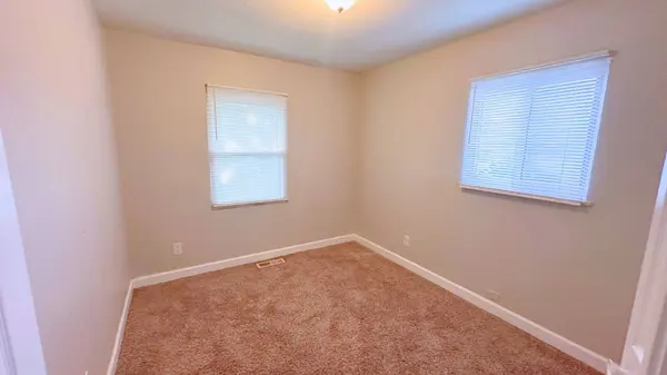 948 Dartmouth Avenue, Matteson, IL 60443
