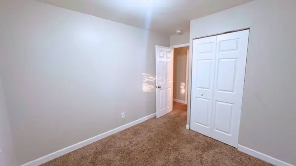 948 Dartmouth Avenue, Matteson, IL 60443