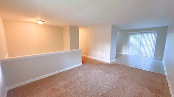 948 Dartmouth Avenue, Matteson, IL 60443