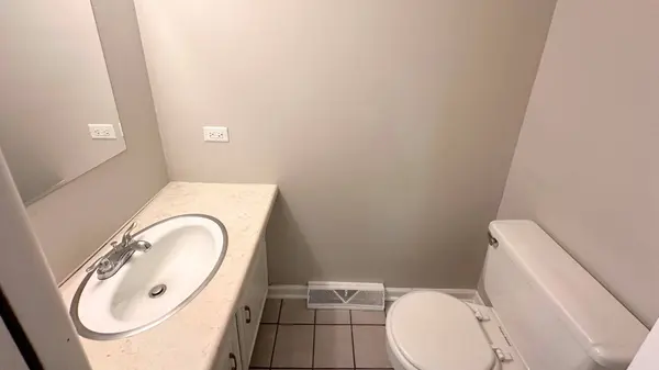 16601 Langley Avenue, South Holland, IL 60473