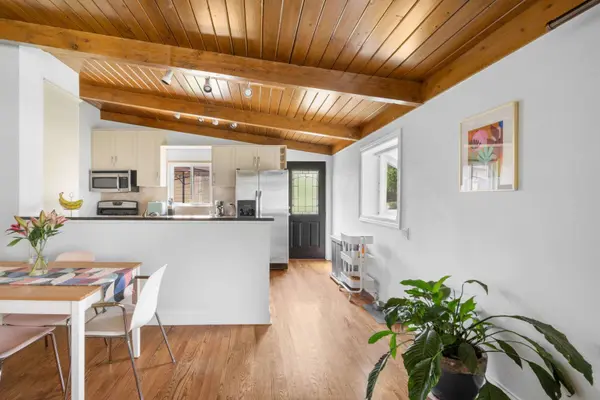 3465 Tamarind Drive, Northbrook, IL 60062