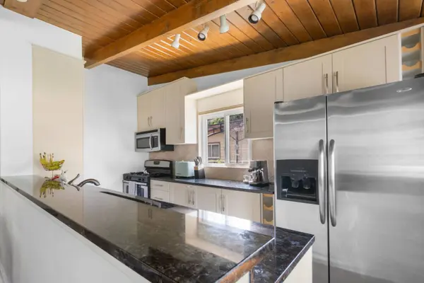 3465 Tamarind Drive, Northbrook, IL 60062