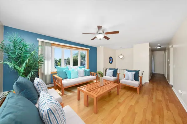 310 CRYSTAL LAKE Road, Lake In The Hills, IL 60156