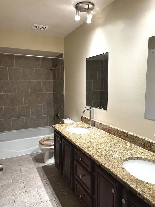 5110 Arquilla Drive, Richton Park, IL 60471