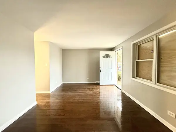 11724 S Loomis Street, Chicago, IL 60643