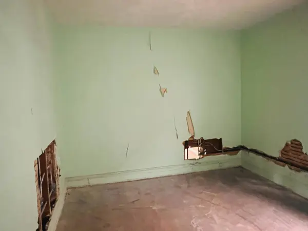 6810 S Indiana Avenue, Chicago, IL 60637