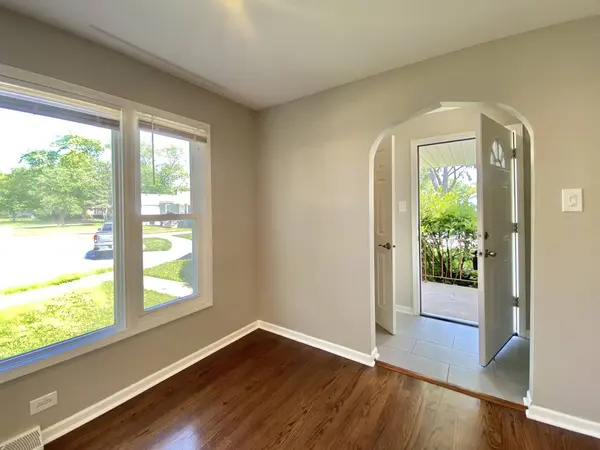 618 E 159TH Place, South Holland, IL 60473