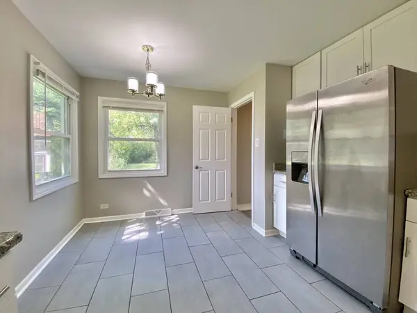 618 E 159TH Place, South Holland, IL 60473