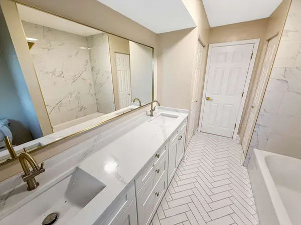 3423 171st Street, Lansing, IL 60438