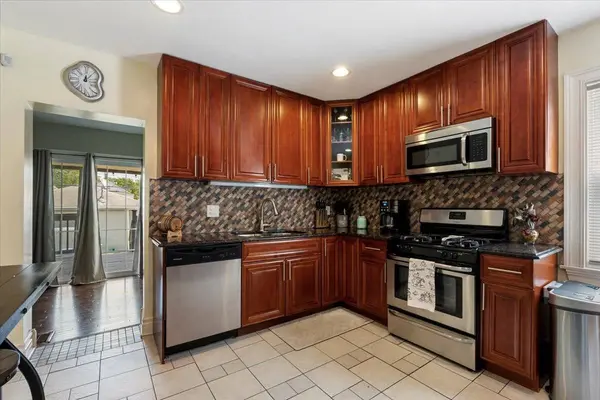 2847 N Meade Avenue, Chicago, IL 60634