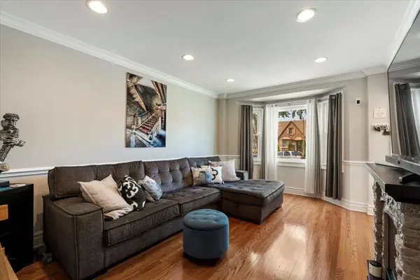 2847 N Meade Avenue, Chicago, IL 60634