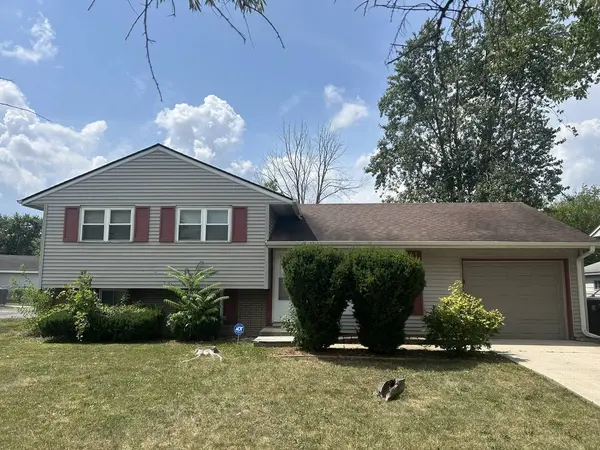 16 N Elm Lane, Glenwood, IL 60425