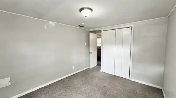 3512 John Street, Steger, IL 60475