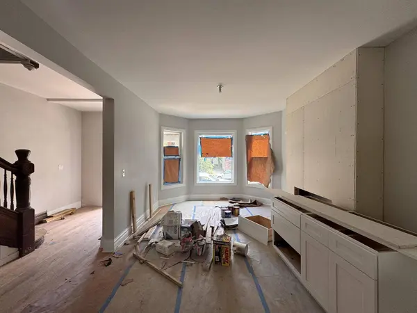 4846 S Evans Avenue, Chicago, IL 60615