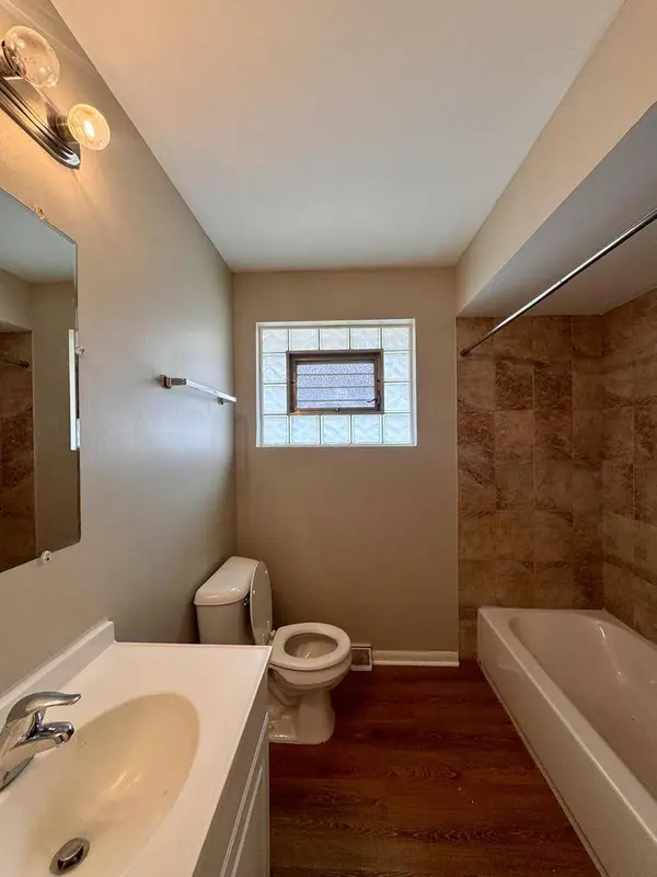 17204 Bernadine Street, Lansing, IL 60438