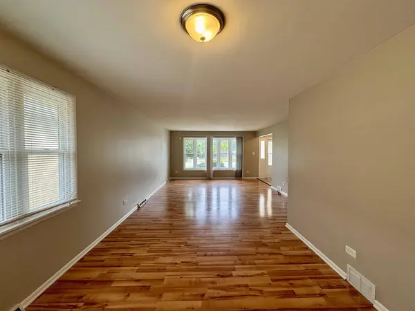 17204 Bernadine Street, Lansing, IL 60438