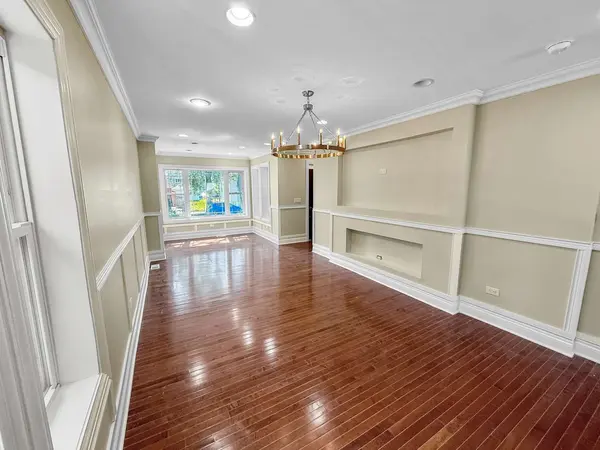 710 E 91st Place, Chicago, IL 60619