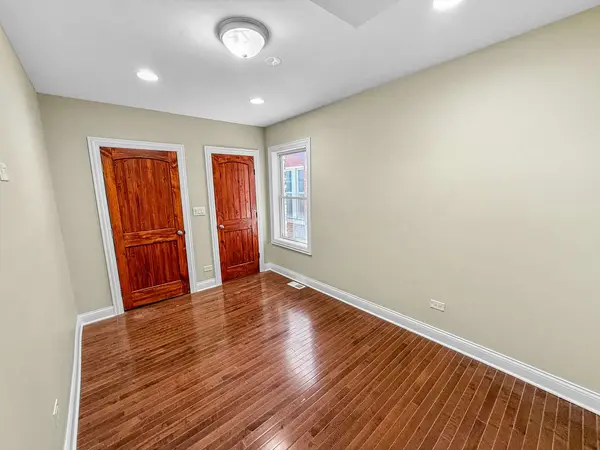 710 E 91st Place, Chicago, IL 60619