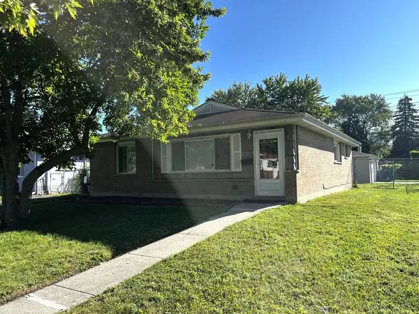 1295 Greenbay Avenue, Calumet City, IL 60409