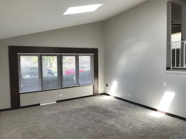 12649 S PARKSIDE Avenue, Palos Heights, IL 60463