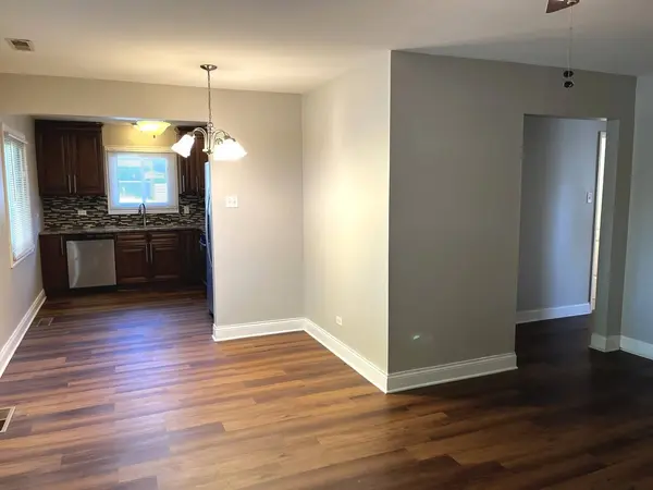 1295 Greenbay Avenue, Calumet City, IL 60409