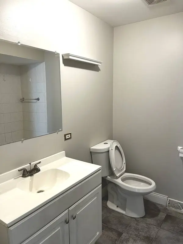 939 Coach Road, Homewood, IL 60430