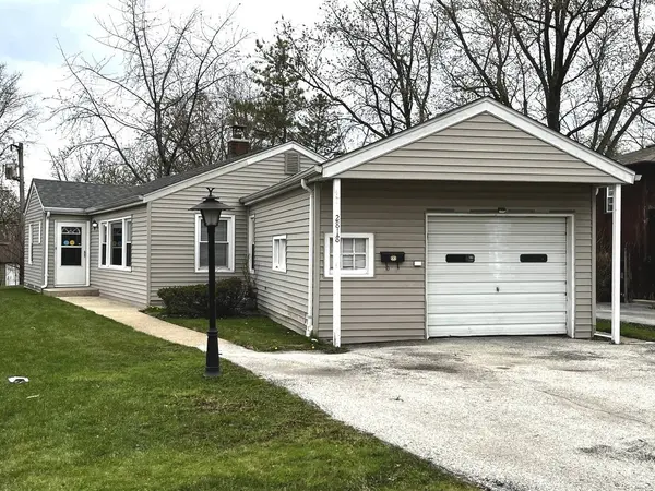 2818 Tennyson Place, Hazel Crest, IL 60429