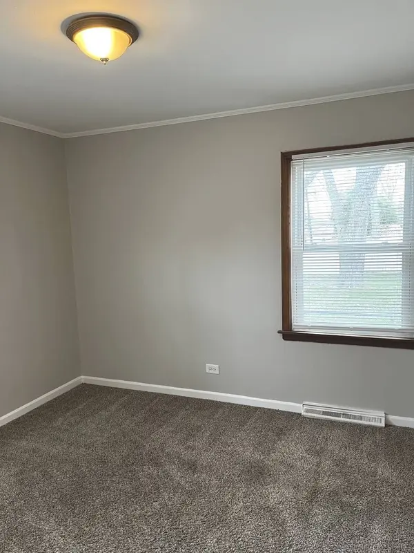 2818 Tennyson Place, Hazel Crest, IL 60429