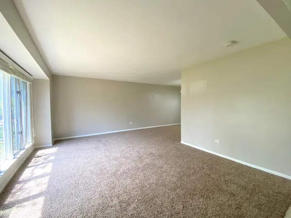 5210 Arquilla Drive, Richton Park, IL 60471