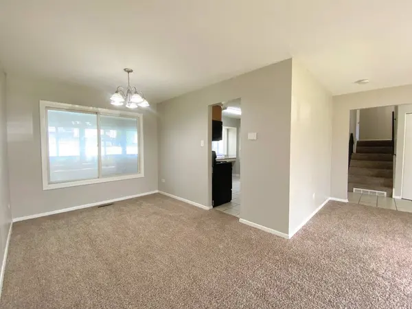 5210 Arquilla Drive, Richton Park, IL 60471
