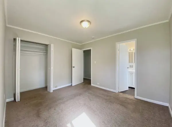 413 Wilshire Street, Park Forest, IL 60466