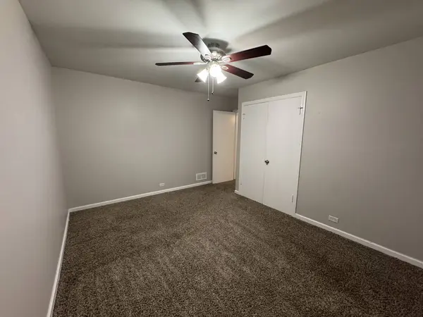 7236 W 114th Street, Worth, IL 60482