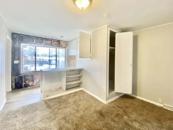 351 Clyde Avenue, Calumet City, IL 60409