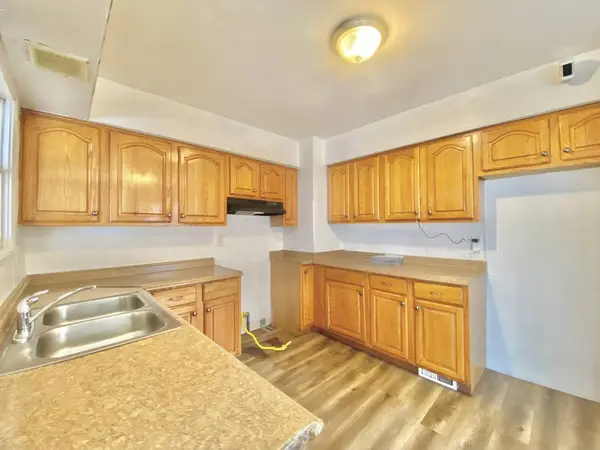 351 Clyde Avenue, Calumet City, IL 60409