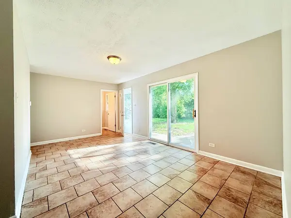 2711 Larkspur Lane, Hazel Crest, IL 60429