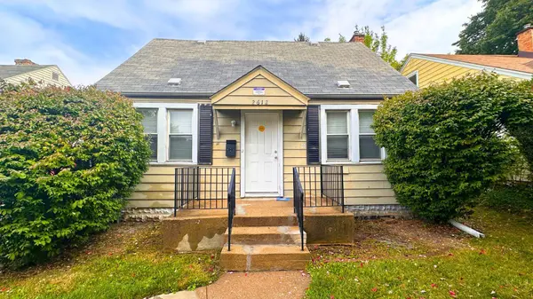 2612 W 89TH Place, Evergreen Park, IL 60805