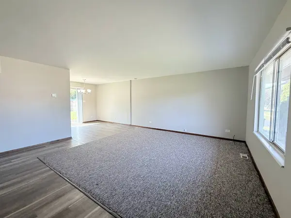 18018 Chantilly Lane, Hazel Crest, IL 60429