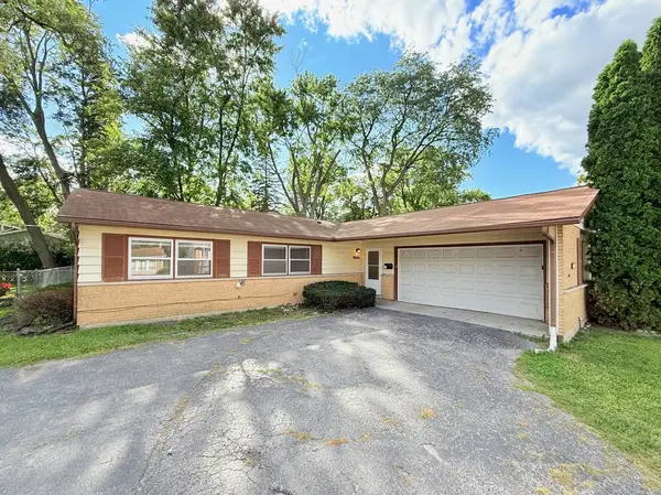2711 Larkspur Lane, Hazel Crest, IL 60429