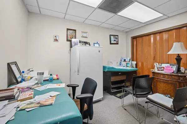 7107 W Belmont Avenue #1E, Chicago, IL 60634