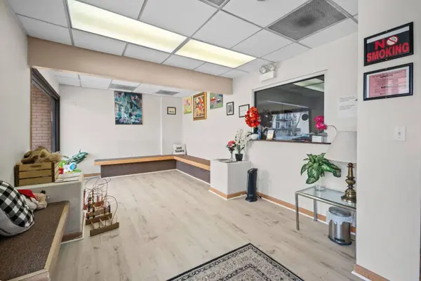 7107 W Belmont Avenue #1W, Chicago, IL 60634