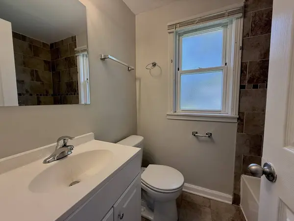 18062 Exchange Avenue, Lansing, IL 60438