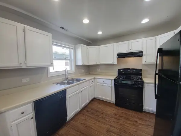 121 Highmoor Drive, Round Lake Park, IL 60073